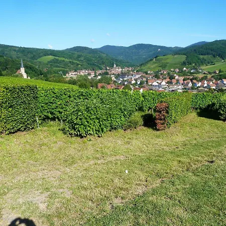 Cosy A 60 M² Avec Jardin Vue Montagne Bernardville